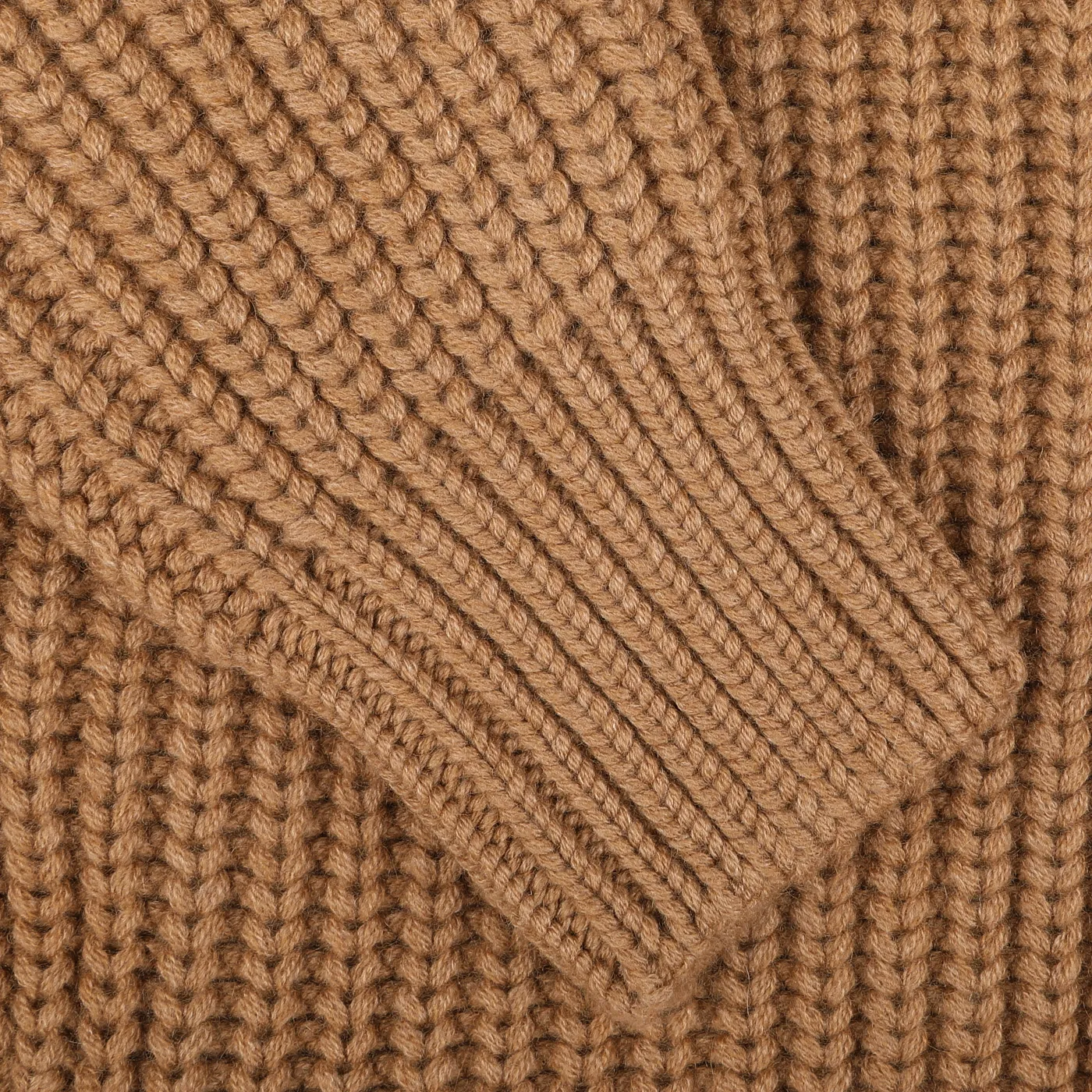 Camel Wool Cashmere Heavy Knit Cardigan