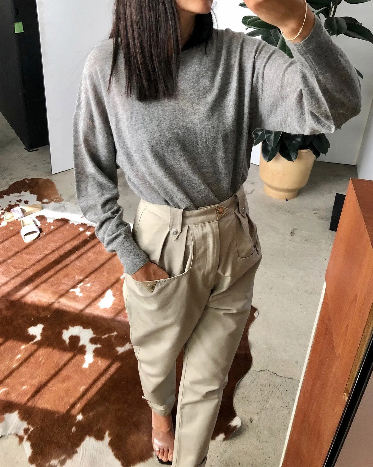 Flint Pullover in Grey