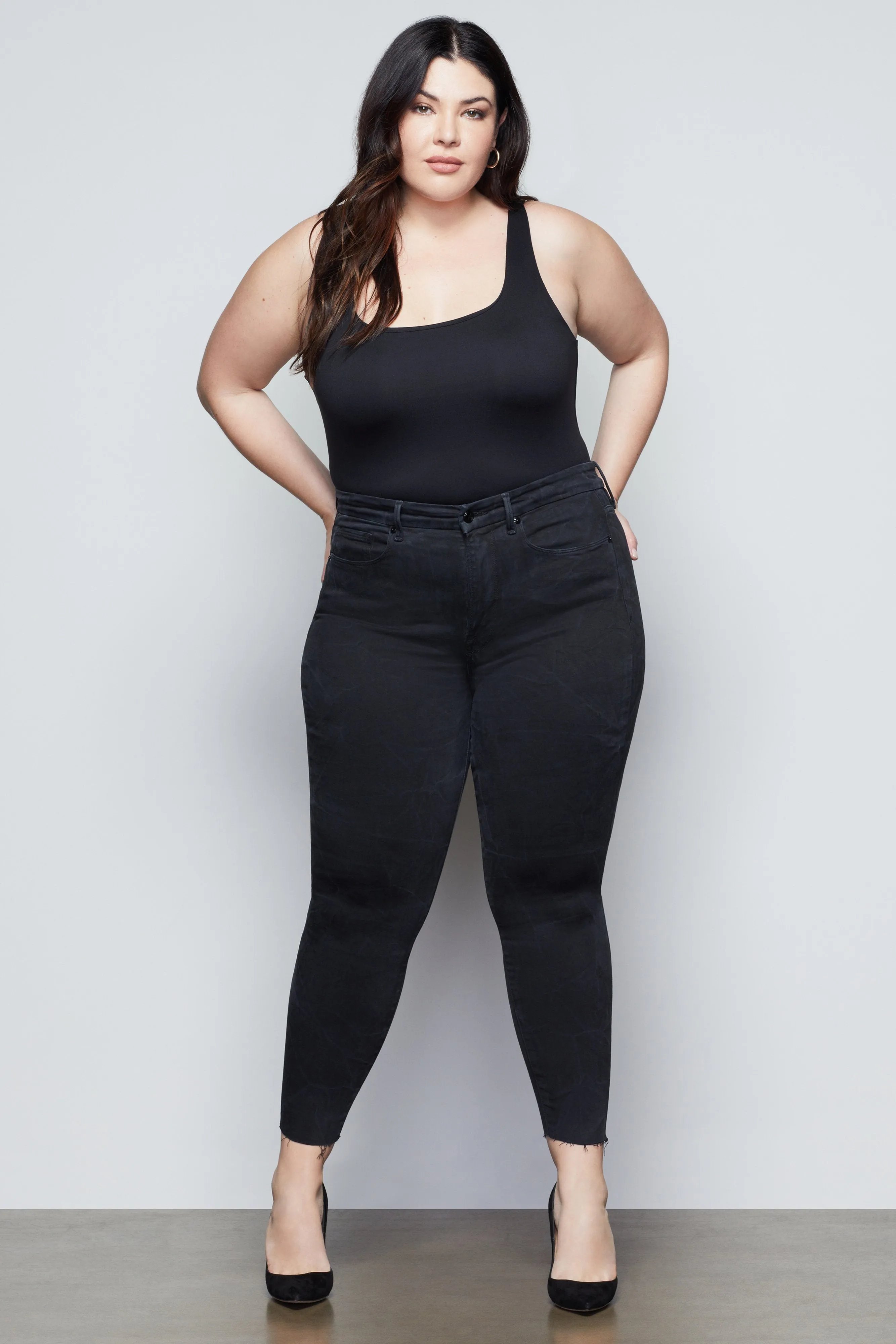 GOOD WAIST CROP W/ RAW EDGE | BLACK091