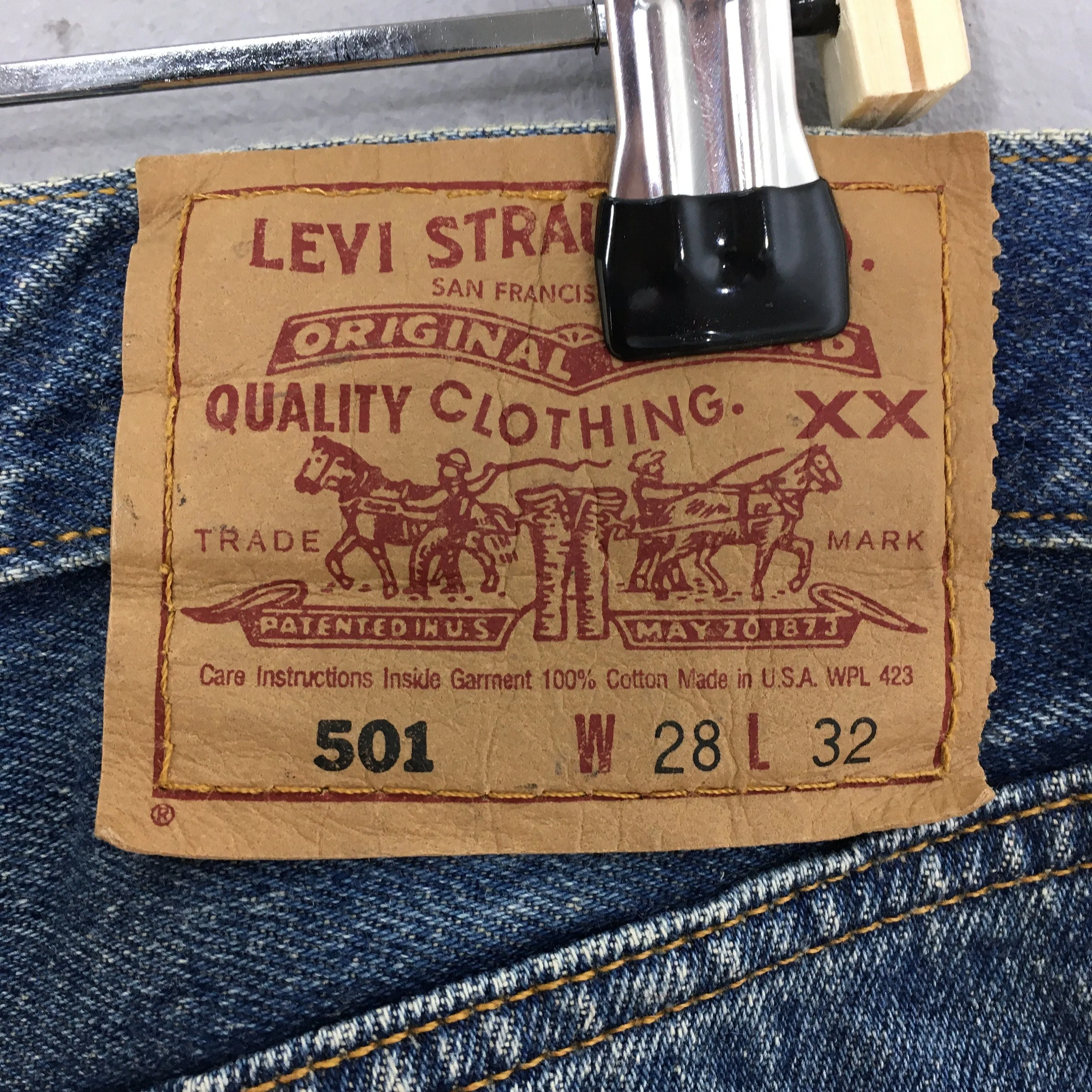 Levi's 501 Faded Blue Jeans Stonewash Size 27x28