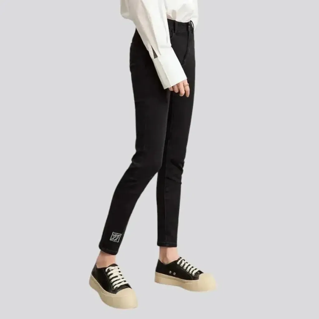 Skinny jeans
 for women