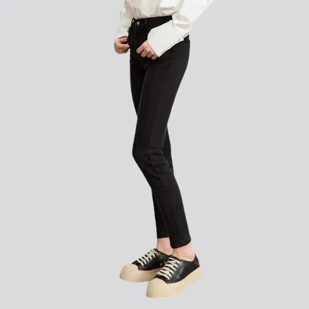 Skinny jeans
 for women