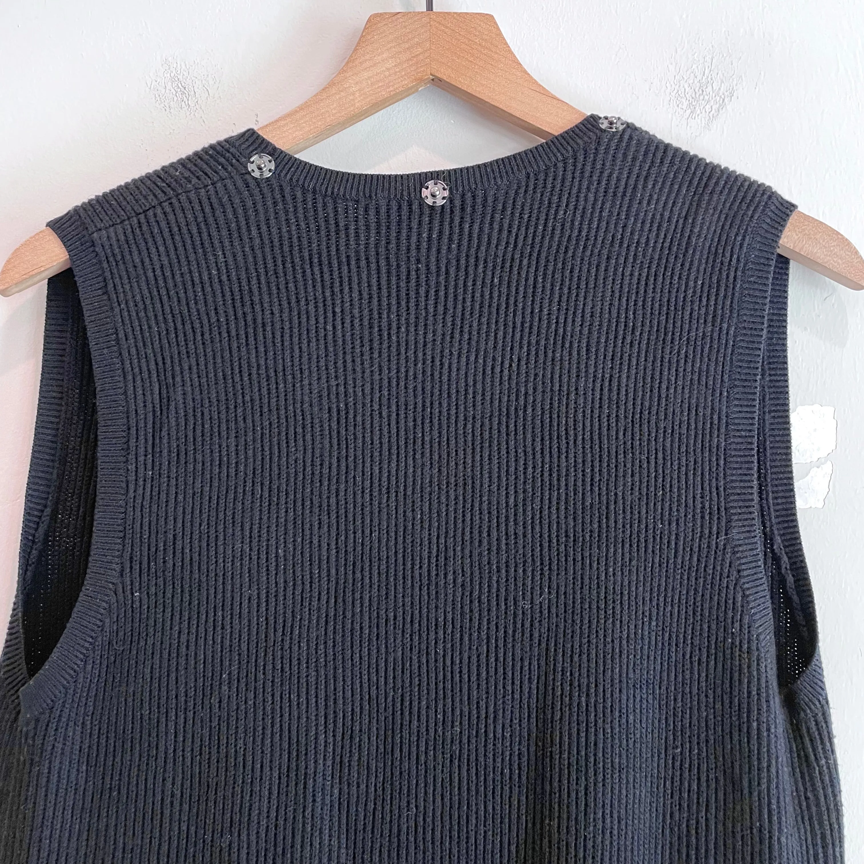 Sleeveless Ribbed Sweater Vest